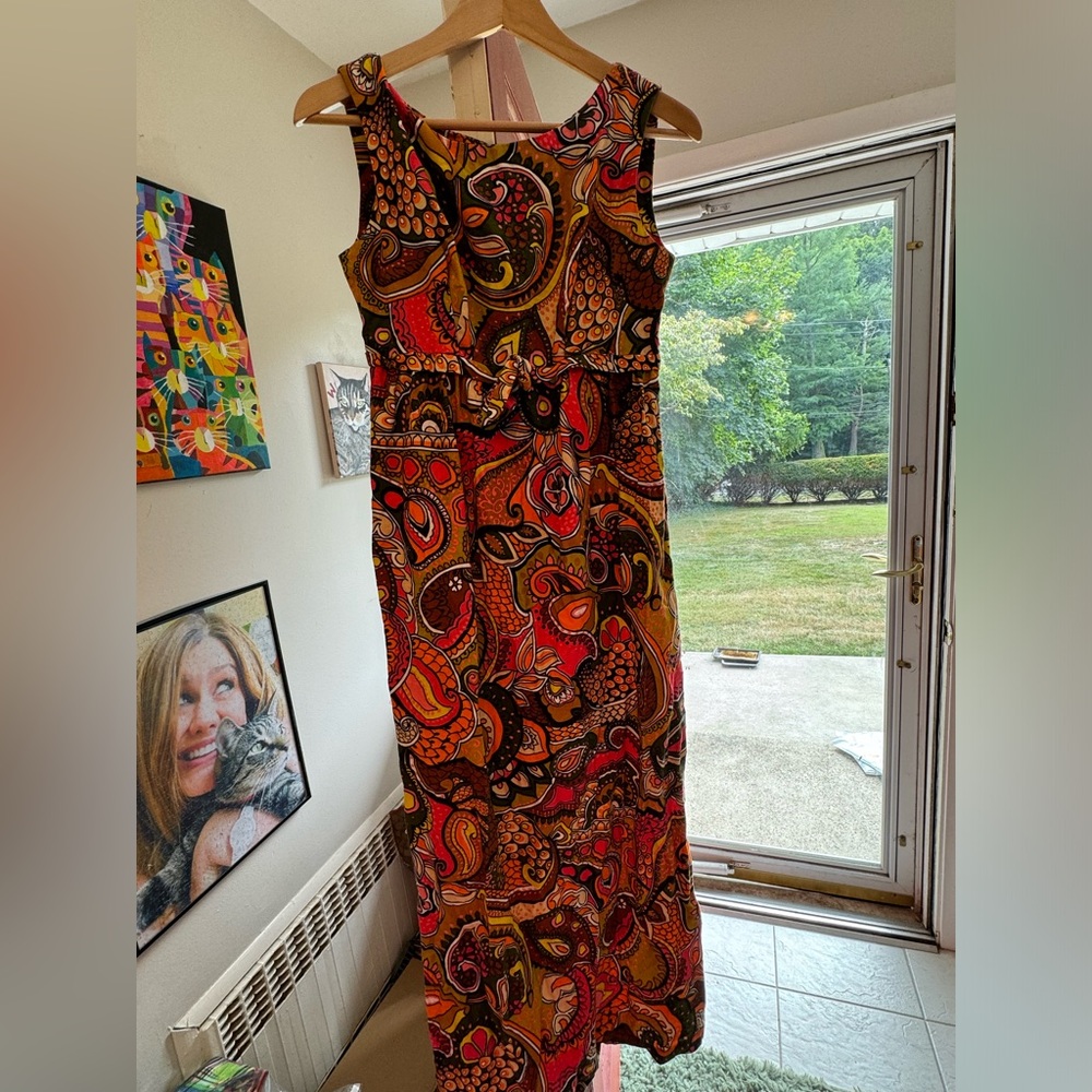 Vintage long colorful dress!